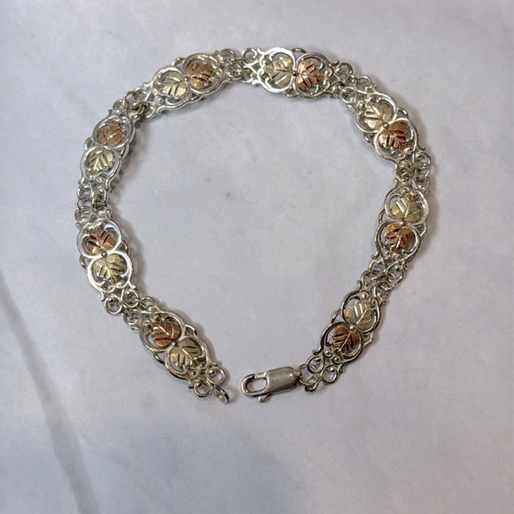 Vintage Black Hills Gold Sterling Silver 12k Gold Leaf Bracelet - Picture 5 of 10